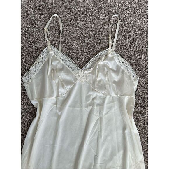 vintage vanity fair cream lace trim slip lingerie nightgown dress size 40 - Picture 2 of 6